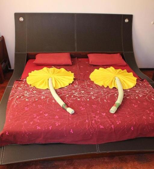 Семейный Номер Вид на Море, Guest House Dara