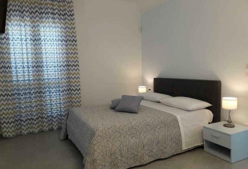 Quarto Deluxe, La Casa Di Francesca B&b Con Parcheggio Privato