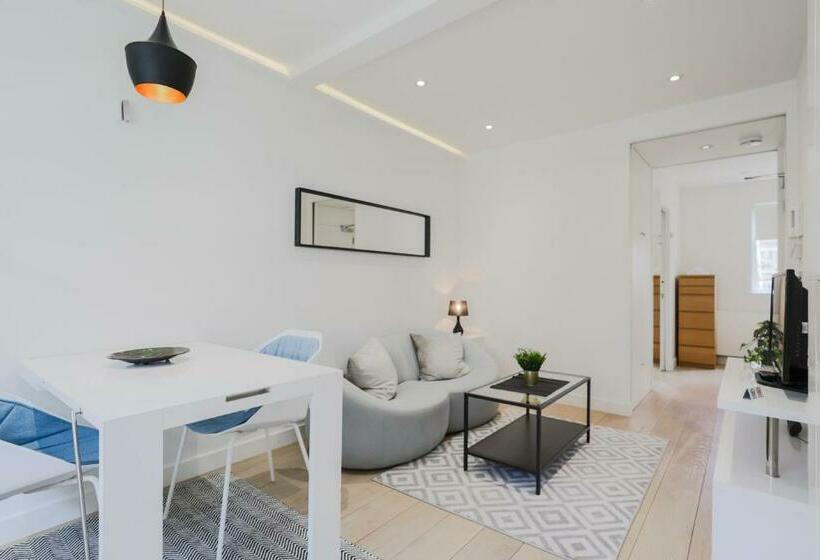 Студия Deluxe, Stayinn Soho Apartments