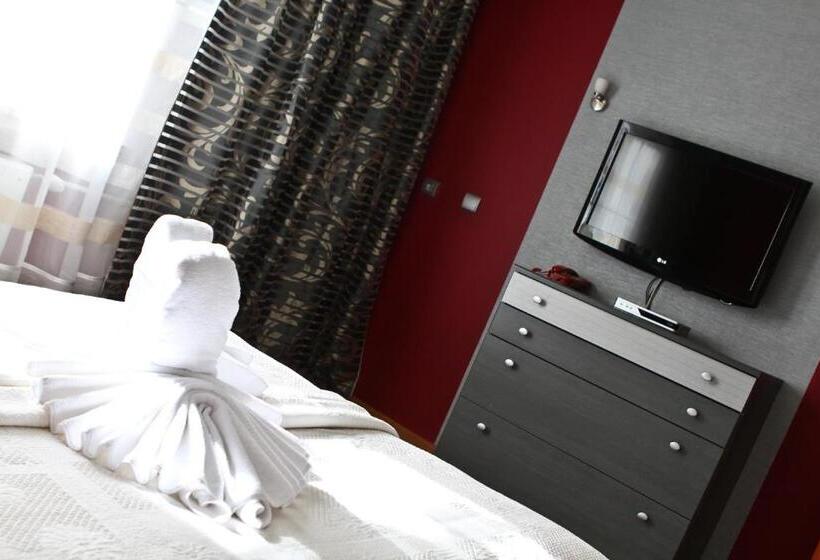 Семейные Апартаменты, Centrum Green Hill Business & Spa