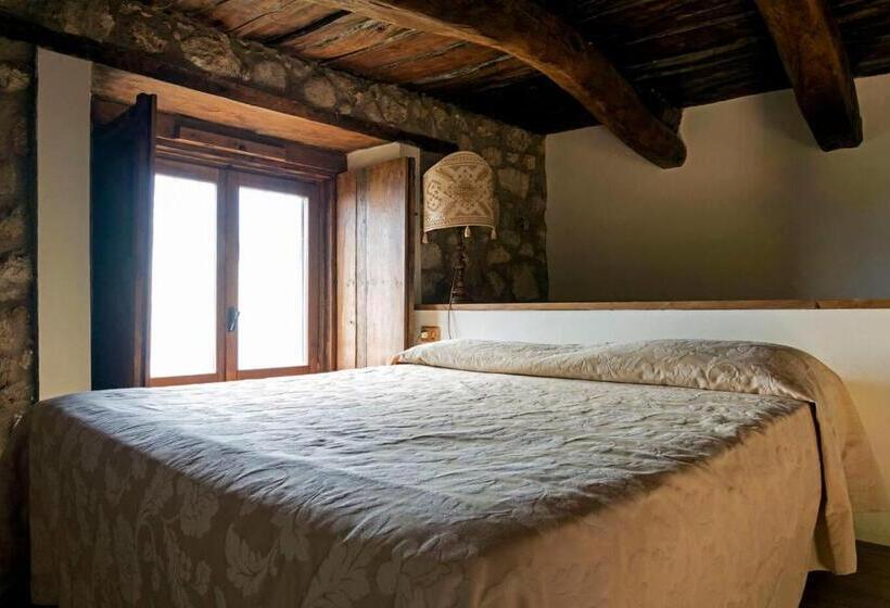 اتاق استاندارد چهار تخته, Il Castello Di San Sergio