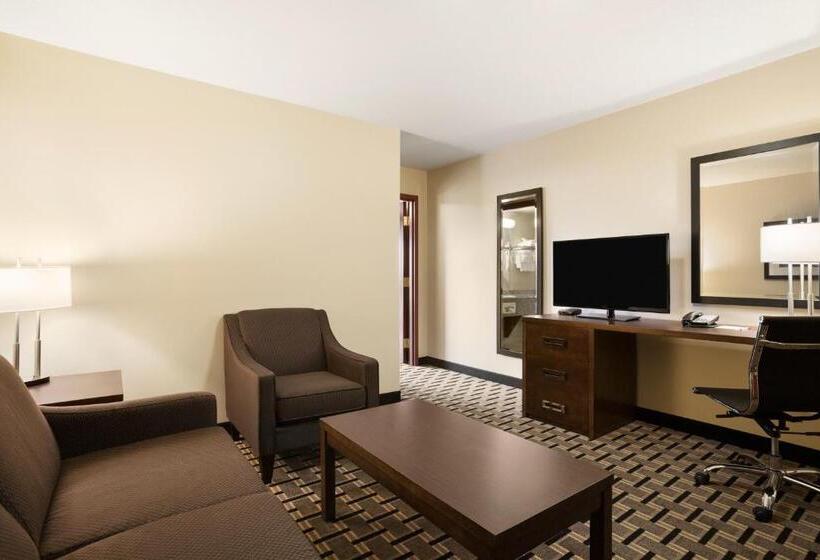 スイート, Ramada By Wyndham Edson