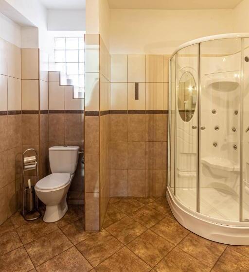 スタンダードトリプルルーム, Zajazd Bachus