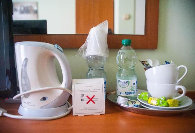 Четырехместный Номер Стандарт, Kosmopolita Rooms