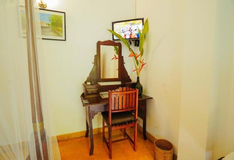 Номер Стандарт с Балконом, Fort Dew Guest House