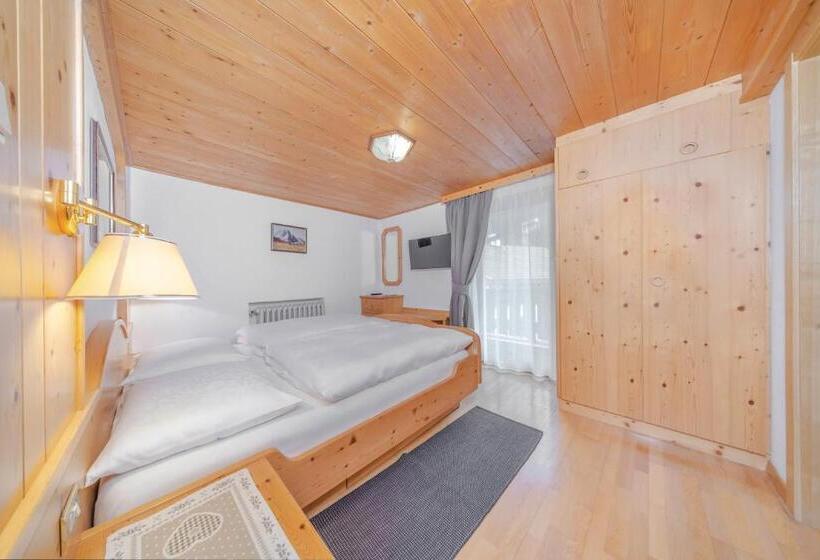 Quarto Triplo Comfort, Garni Tramans