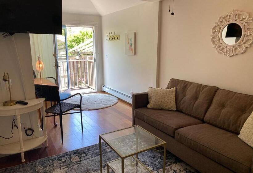 패밀리 스위트, Inkwell Beach Cottage