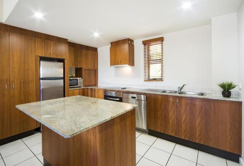 Апартаменты 2 Спальни Вид на Море, Portside Whitsunday Luxury Holiday Apartments