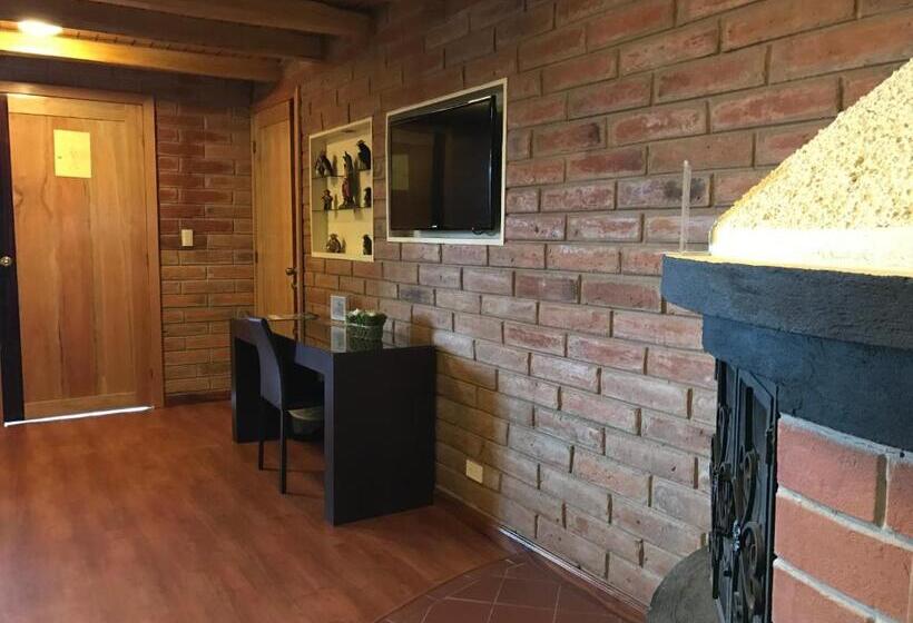 Полулюкс, Puertolago Country Inn & Resort