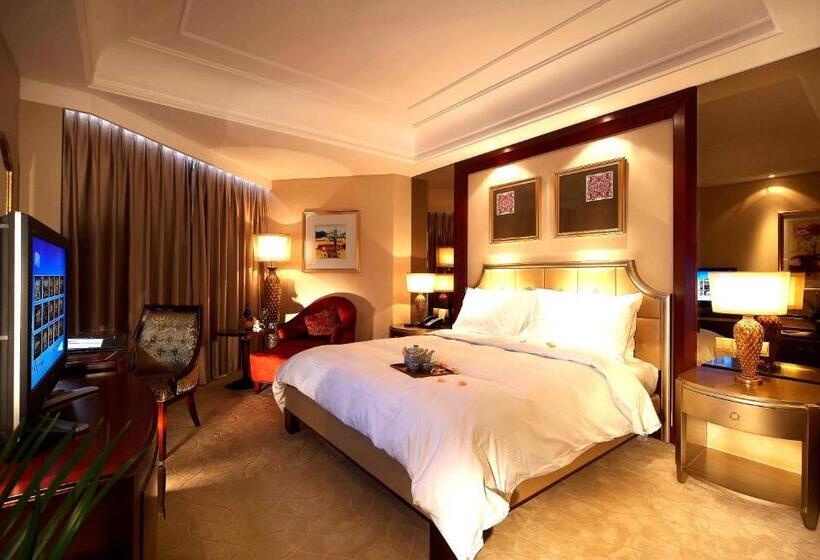 Номер Deluxe, Dynasty International Hotel Dalian