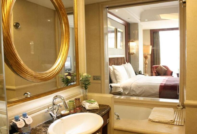 Номер Deluxe, Dynasty International Hotel Dalian