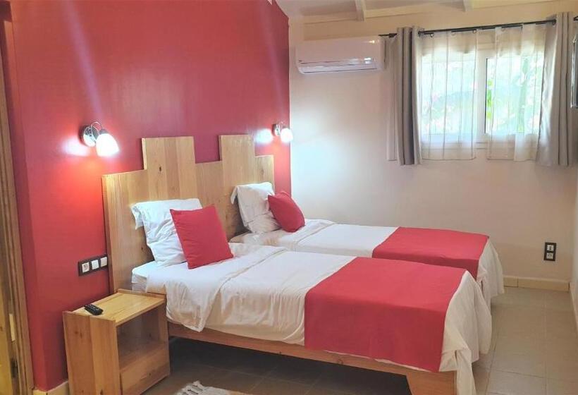 בקתה סופריור, Diamarek Hotel Sur La Plage