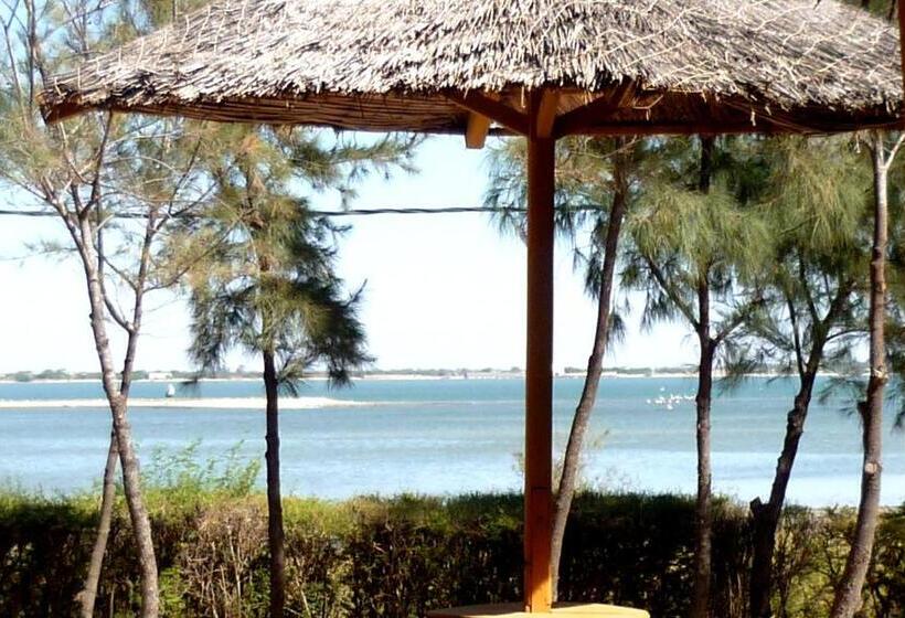 带河湖景观的套房, Diamarek Hotel Sur La Plage
