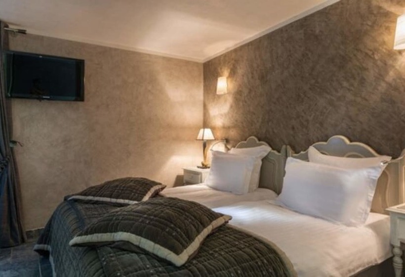 Номер Стандарт, Hostellerie Les Gorges De Pennafort