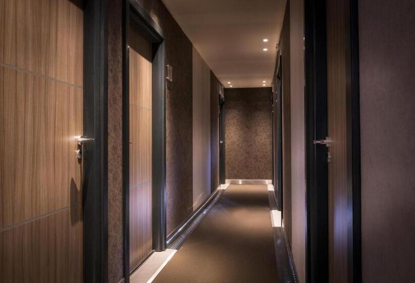 Номер Стандарт Вид на Сад, Hostellerie Les Gorges De Pennafort