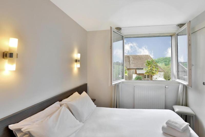 Номер Стандарт, Auberge Dupuytren