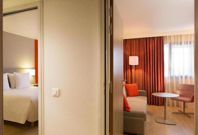 Люкс, Oceania Paris Roissy Cdg