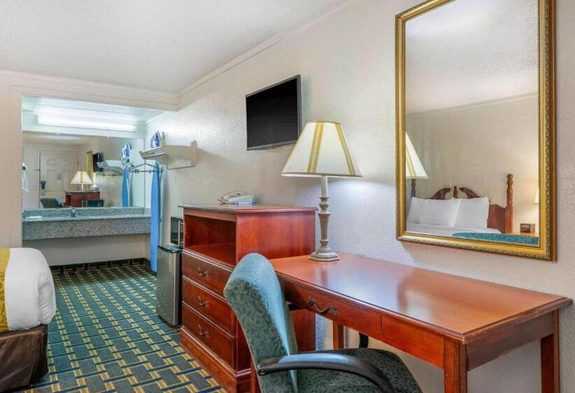 Номер Deluxe, Hilliard Motor Lodge