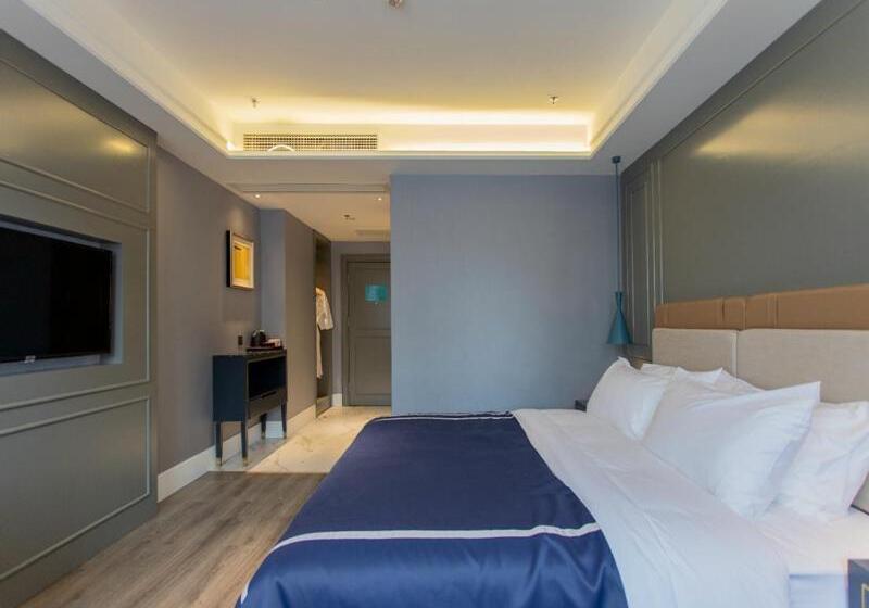 اتاق لوکس, Lanou Hotel Chongqing Hongou Square Wanzhou Guanyinyan