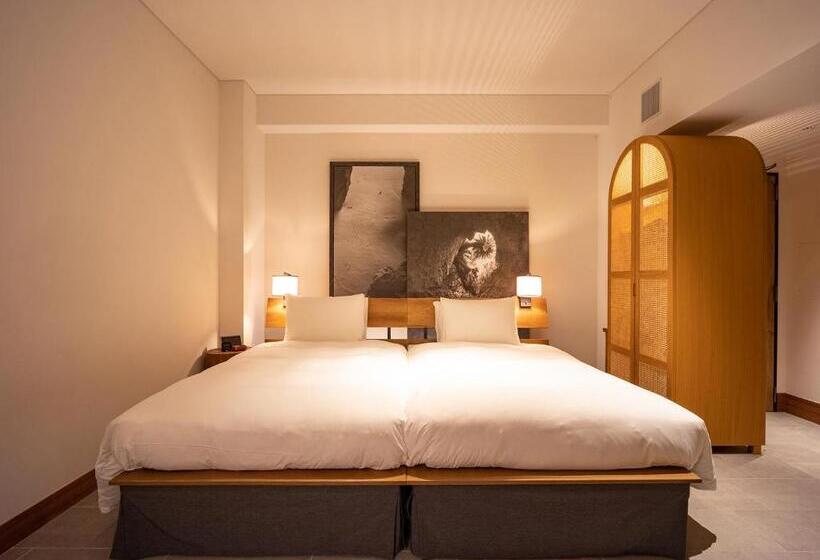 Номер Стандарт Вид на Море, One Suite The Grand