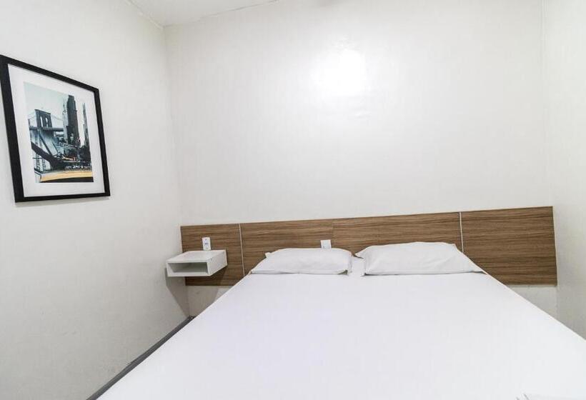 Quarto Estandar, Aeroporto Montese Star