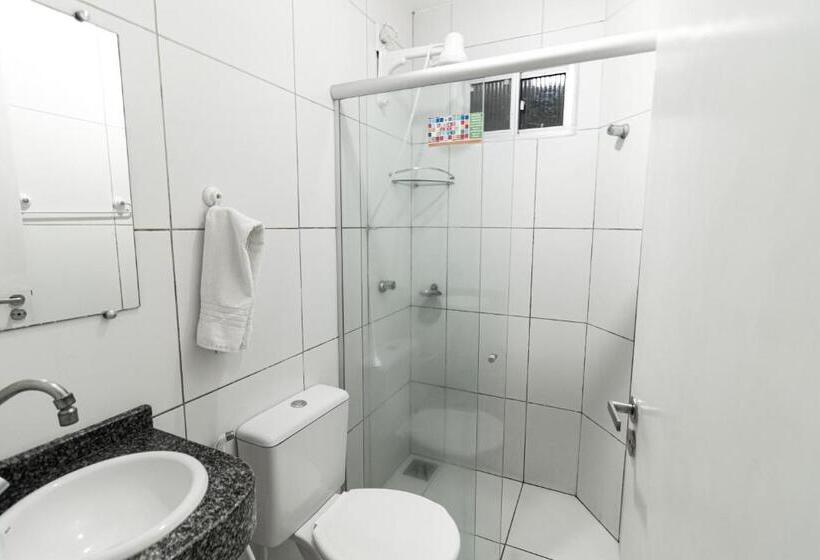 Quarto Triplo Estandar, Aeroporto Montese Star