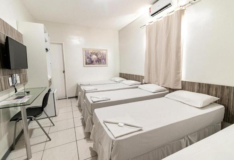 Quarto Familiar, Aeroporto Montese Star