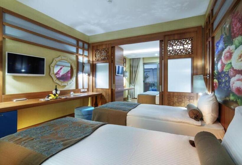 Семейный Номер, Alan Xafira Deluxe Resort & Spa Ultra All Inclusive