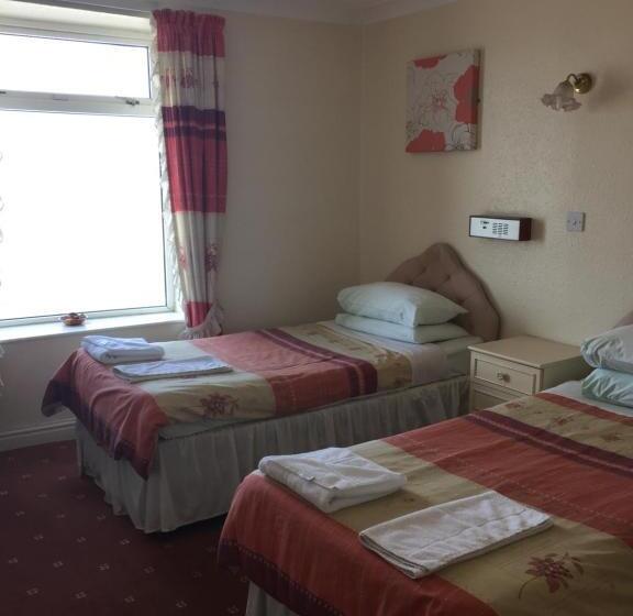 اتاق استاندارد با چشم‌انداز دریا, Athol Blackpool