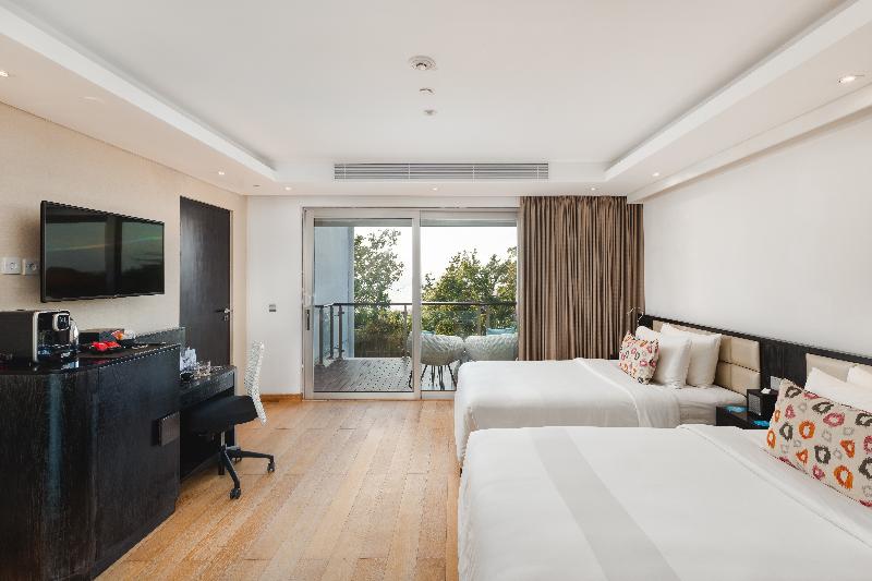 Полулюкс, Double   Six, Luxury Hotel   Seminyak