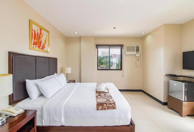 스위트, Main Hotel & Suites