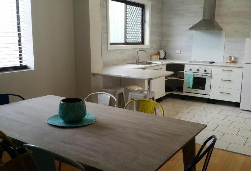 Президентский Люкс, Karuah Riverside Motel