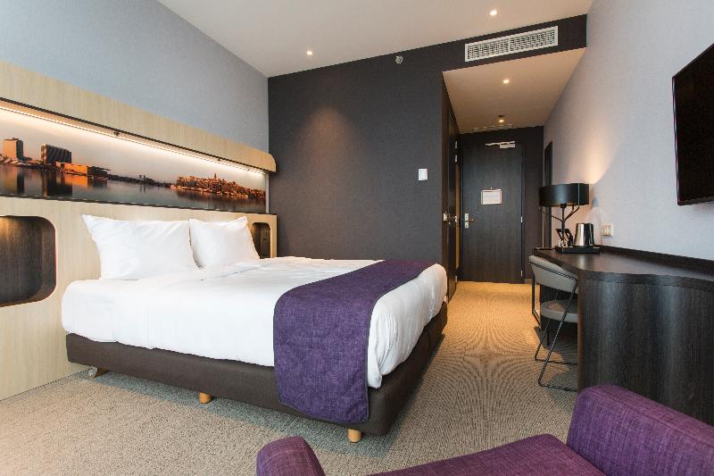 Standard Room, Corendon Amsterdam Newwest, A Tribute Portfolio