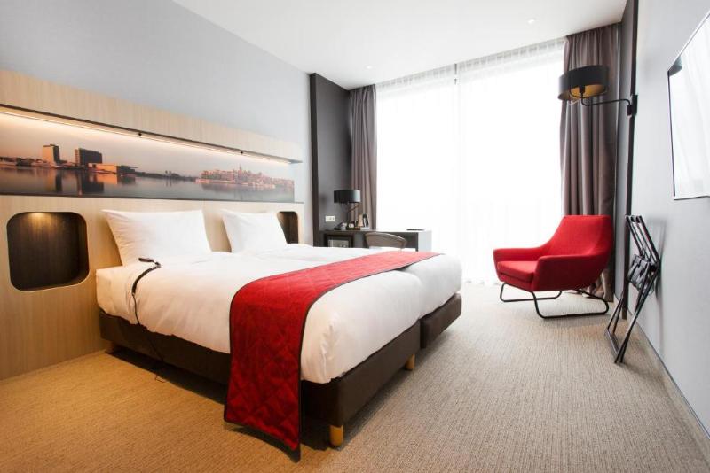 Standard Room, Corendon Amsterdam Newwest, A Tribute Portfolio