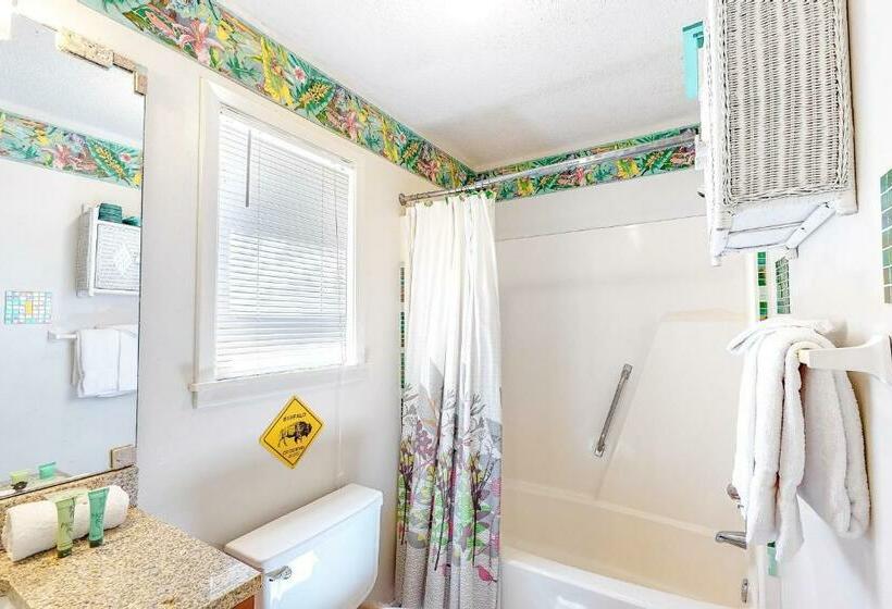Апартаменты 1 Спальня, Beachwood Villas 7c
