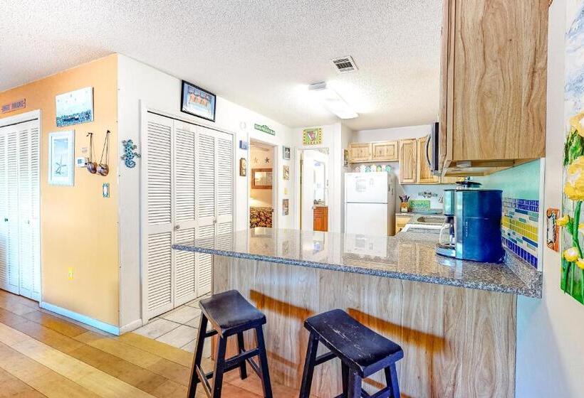 Апартаменты 1 Спальня, Beachwood Villas 7c