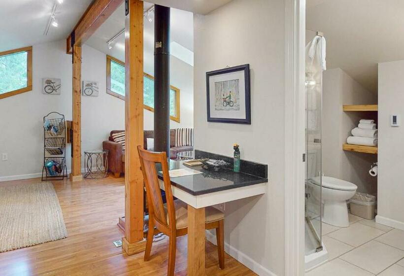 Студия Стандарт, St. Moritz  Apartment