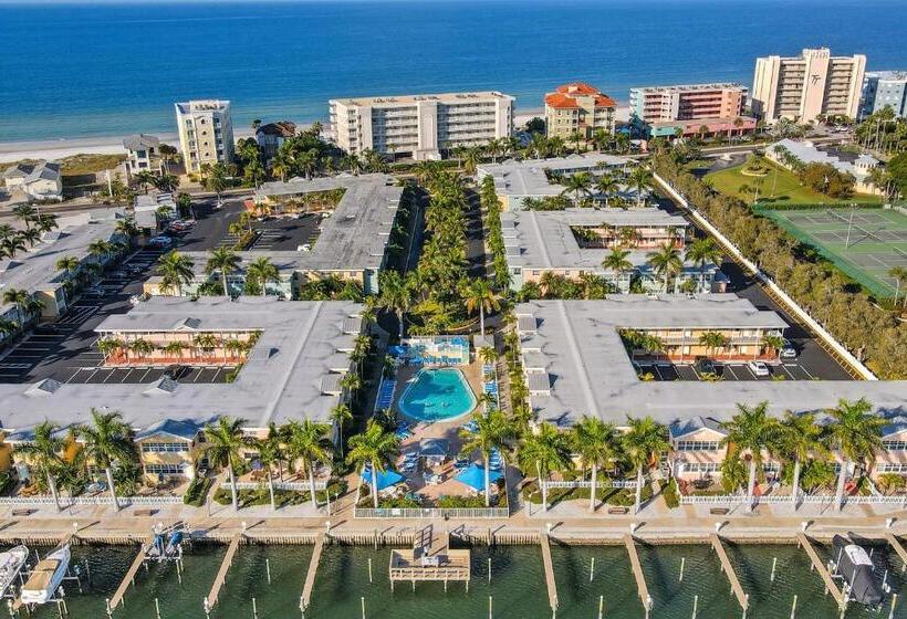 Апартаменты 2 Спальни, Barefoot Beach Resort F107