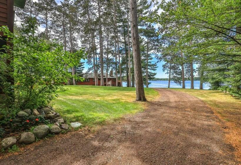 Апартаменты 2 Спальни, Chippewa Retreat  Den
