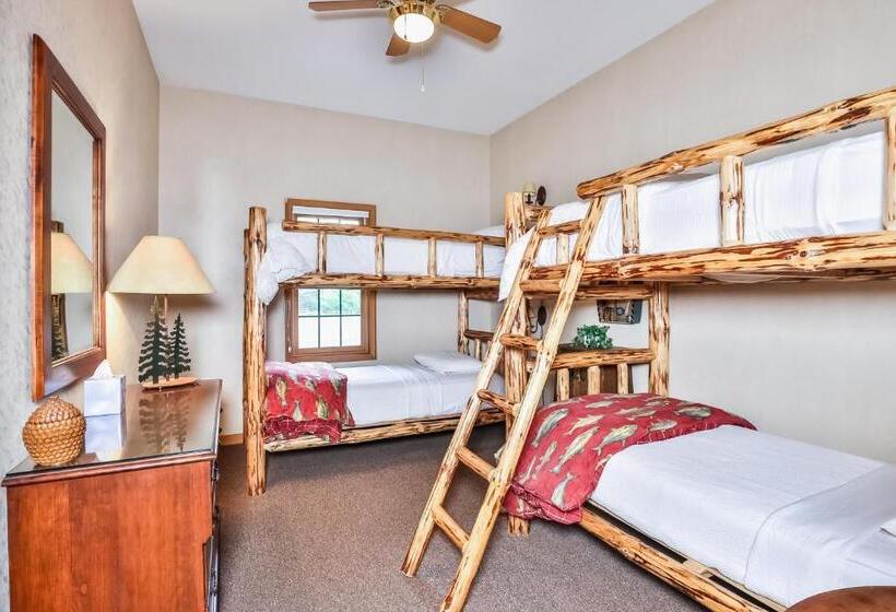 Апартаменты 2 Спальни, Chippewa Retreat  Den