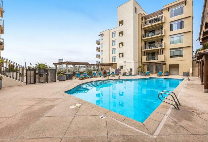 Апартаменты 3 Спальни, Seacliff Retreat