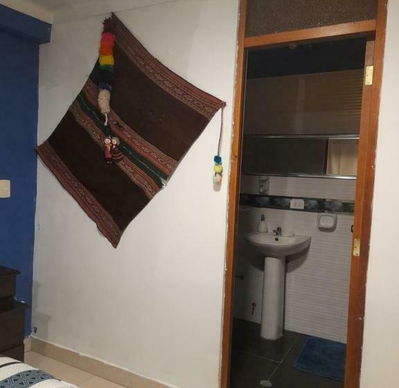 Номер Стандарт Вид на Горы, Sacsayhuaman House