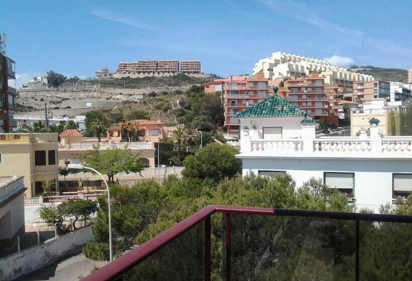スタンダードスタジオ, Aparthotel El Faro