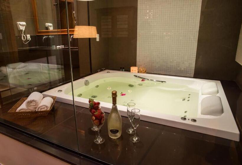Suíte Premium, Santissimo Resort