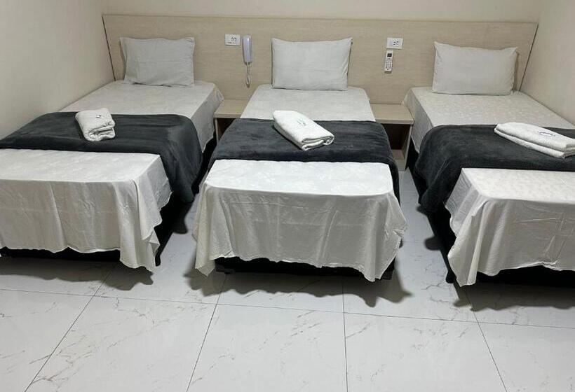 Quarto Triplo Estandar, Flex Tatuapé