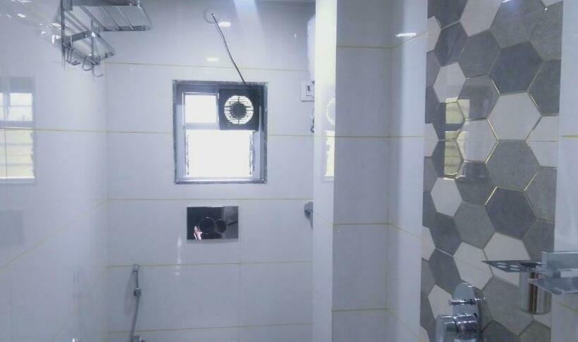 Номер Deluxe, Success Residency