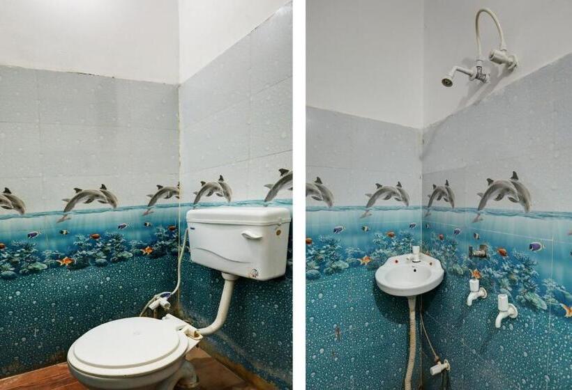 Quarto Triplo Clássico, Pop 70207  Raghav Residency