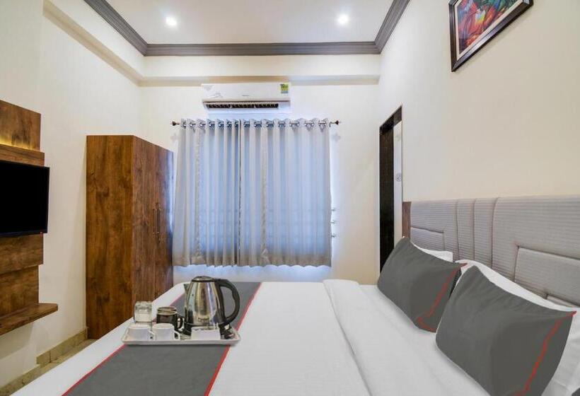 Quarto Triplo Clássico, Fabhotel Infinity Blue