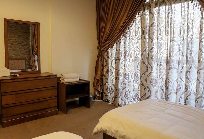 اتاق لوکس سه تخته, Grand Suites