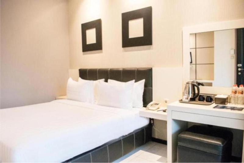 Номер Superior, Luminor Hotel Jember By Wh